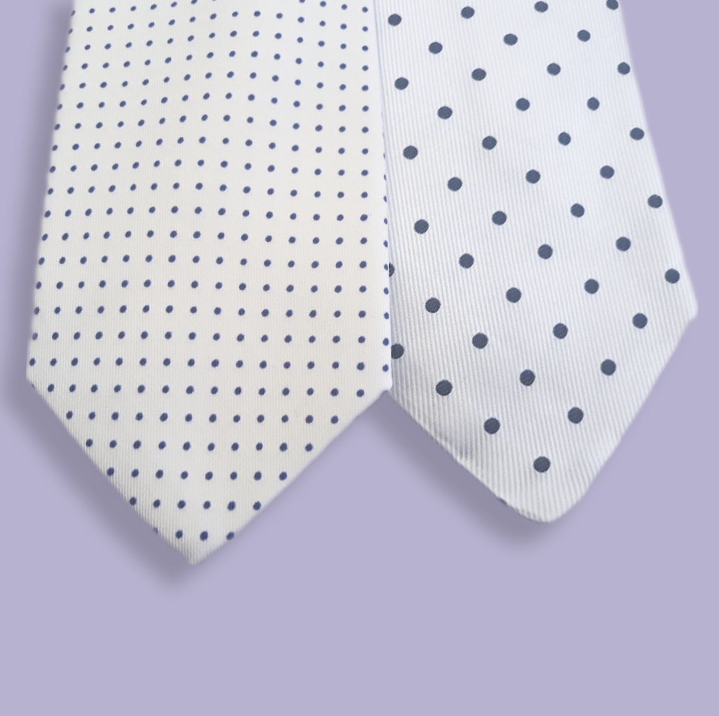 Cravatta bianca a pois nero 3 pieghe di pura seta fatta a mano